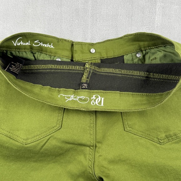 DG2 by Diane Gilman Virtual Stretch Women's Olive Green Bootcut Pants Size 12P‎ - Picture 15 of 15